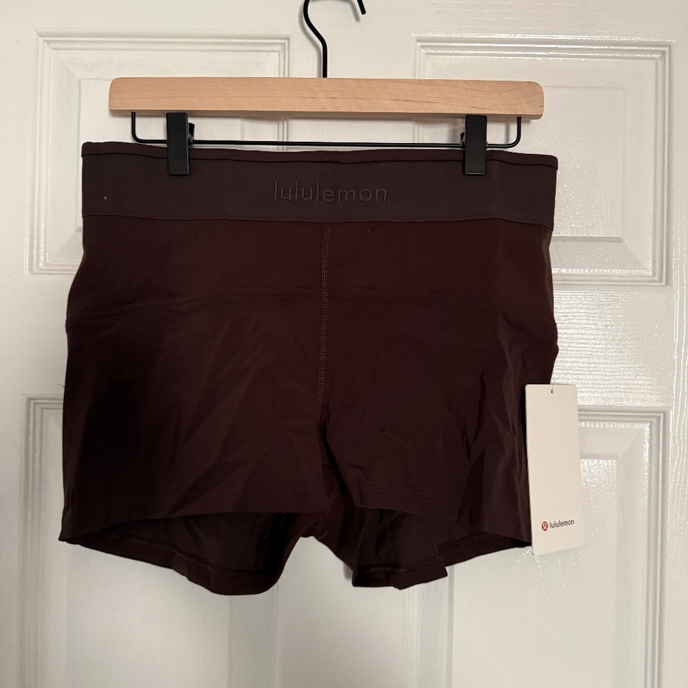 Lululemon License to Train High-Rise Short 2" Logo - SIZE 12 [BRAND NEW]